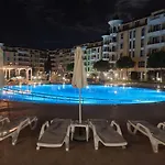 Royal Sun Premium Апартамент
